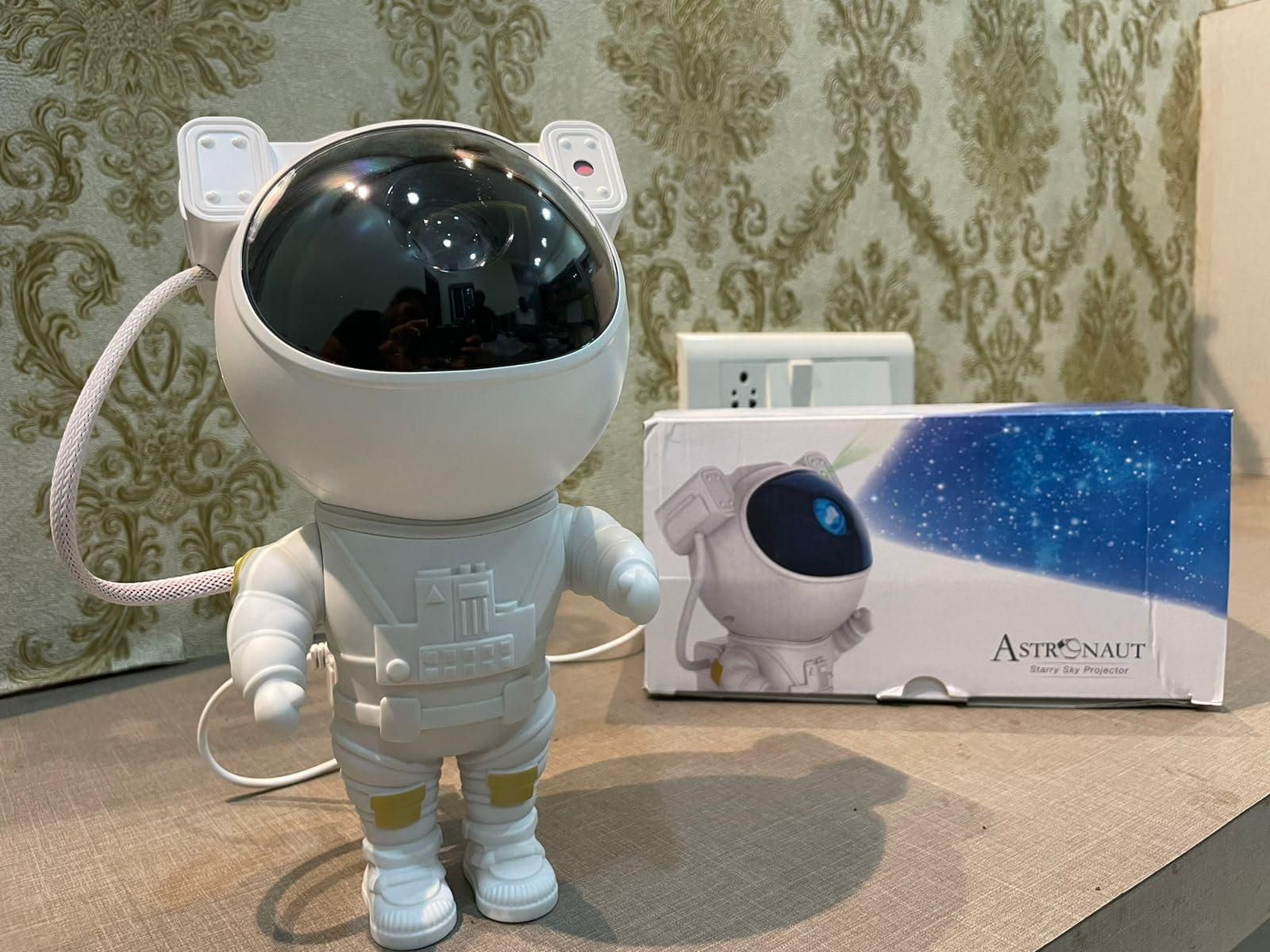 Astronaut Galaxy Projector – 360° Magnetic Starry Night Light with Remote