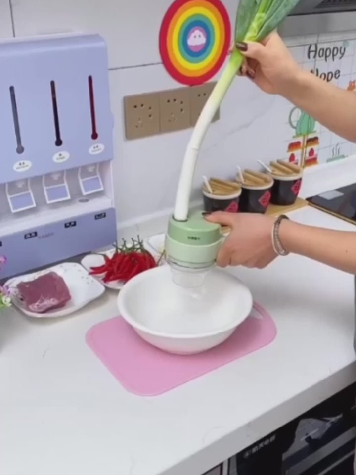 4-in-1 Portable Electric Vegetable Cutter Set